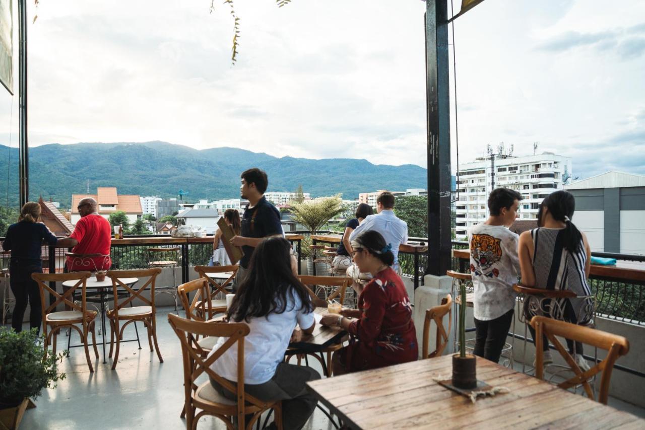 Hotel Yayee Chiang Mai Exterior photo